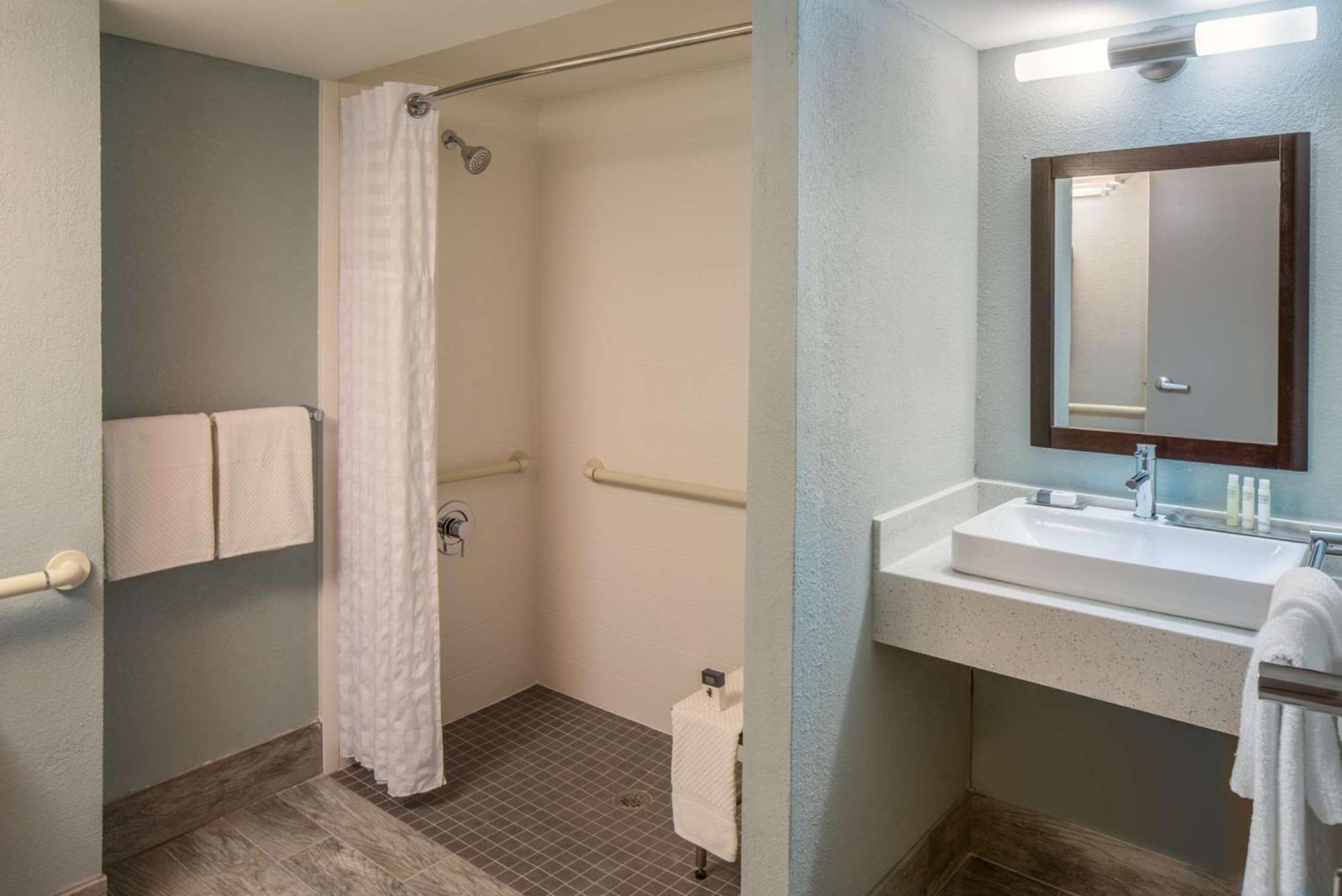 Doubletree By Hilton Austin Northwest - Arboretum Eksteriør bilde